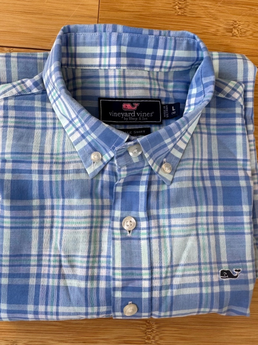 Vineyard Vines Youth Large Button Up